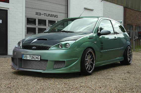 Voorbumper voor de Ford Focus